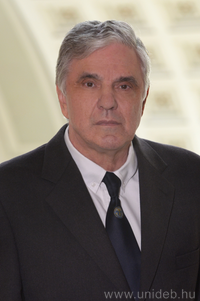 Prof. Dr. Édes István