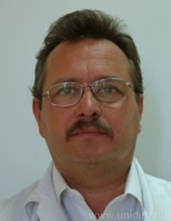 Dr. Molnár Levente