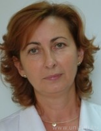 Dr. Mária Károlyi