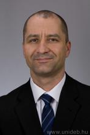 Dr. Fedor Roland