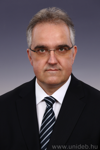 Prof. Dr. Szabó Zoltán