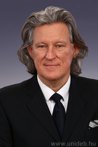Prof. Dr. László Bognár