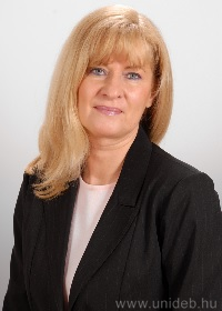 Dr. Móré Marianna