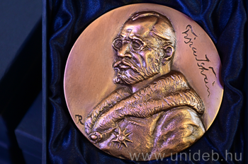 20260216 Kitüntetés, Gróf Tisza István-emlékplakett és díszoklevél DE, BS