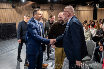 20260219 Tehetséges diákok gála nap DE