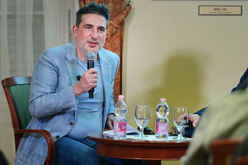 20260305 Beszélgetés Bordás Péter építésszel, kulturális tájteremtés Debrecenben, Professzori Klub, DE, BS