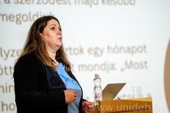 20260312 Dr Nádasné Dr Rab Henriett előadása, Karrier 10x10, kapott fotók, Hallgatói Karrierközpont, HKSzK, DE, KZ, BS