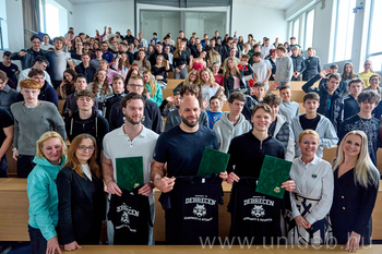 20260319 Válogatott kézilabdázók a GTK-n DE,GTK,DI