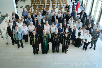 MK díszoklevél-átadó ünnepség