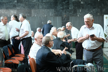 MÉK díszoklevél-átadó ünnepség