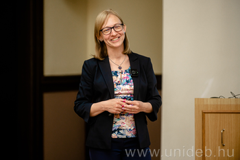 20260416 Döntéseink belső mozgatórugói, Takácsné Tóth Emőke előadása, Karrier 10x10, kapott fotók, Hallgatói Karrierközpont, HKSzK, DE, KZ, BS