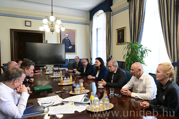 20260504 Rektori vezetés, megbeszélés, kinevezések átadása, RH, DE, BS