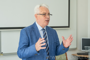 20260603 Országos Perbeszédversenyen ÁJK, DE, MP
