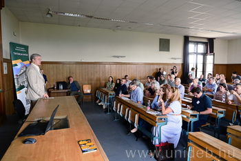 20260827 A könyv és az olvasás társadalomtörténete, konferencia, Történelmi Intézet, BTK, DE, BS